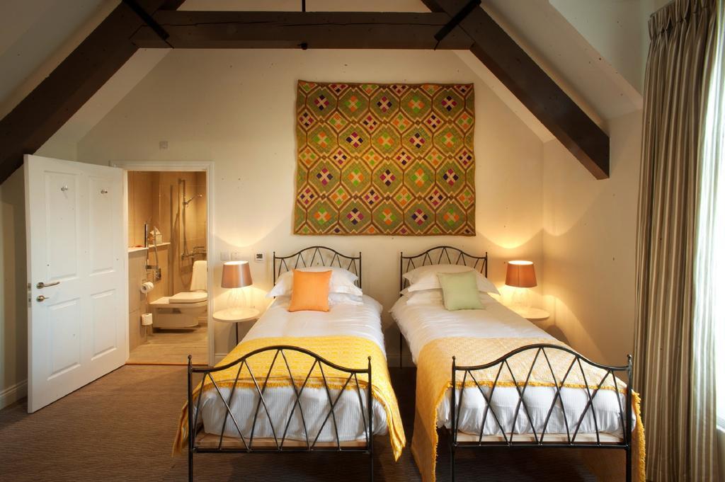 St Mary'S Inn Morpeth Bagian luar foto